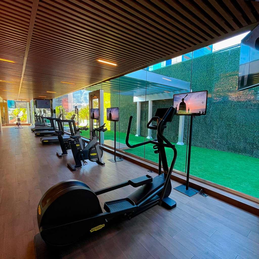 Safi Royal Luxury Metropolitan Hotel San Pedro Garza Garcia Facilities photo The gym at the hotel